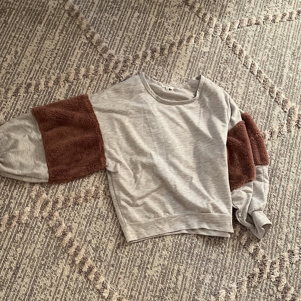 shirt/sweater